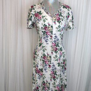 1980s Vintage Size M/L White Floral Button Front Midi Dress Butterfly Sleeves